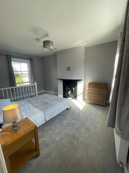 Brady'S Glastonbury Beautiful Pad Great Location! Kültér fotó