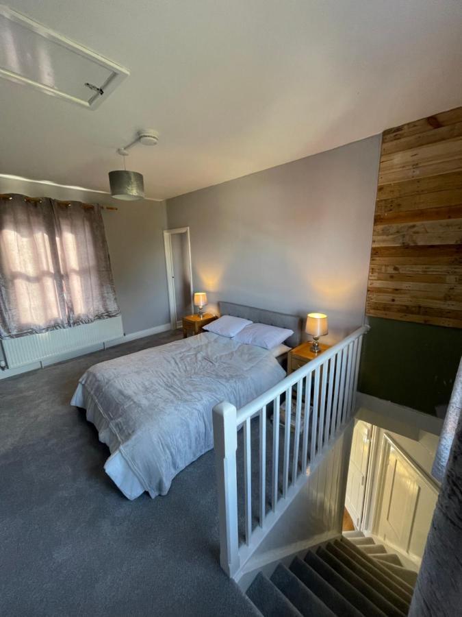 Brady'S Glastonbury Beautiful Pad Great Location! Kültér fotó